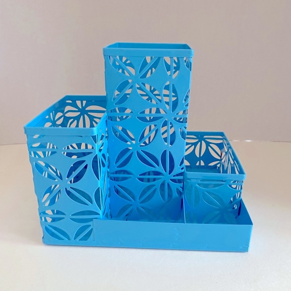 Blue Metal Desk Organizer Set - Picture 6 of 10